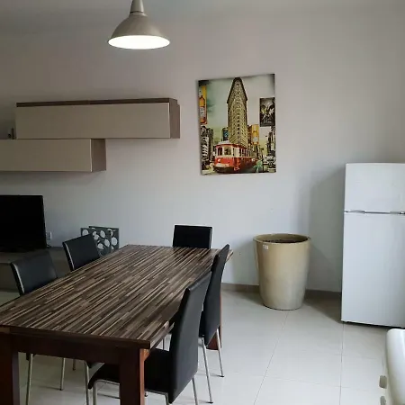 Apartment 3 Bedrooms Flat At Sliema