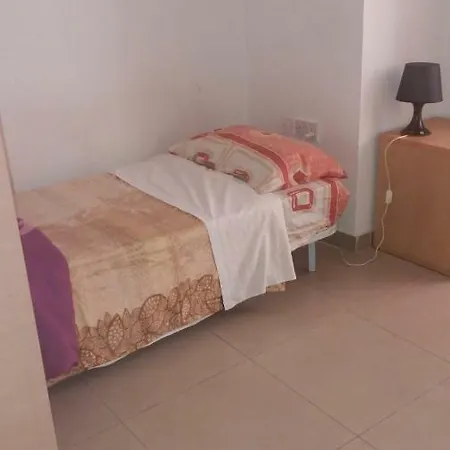 3 Bedrooms Flat At